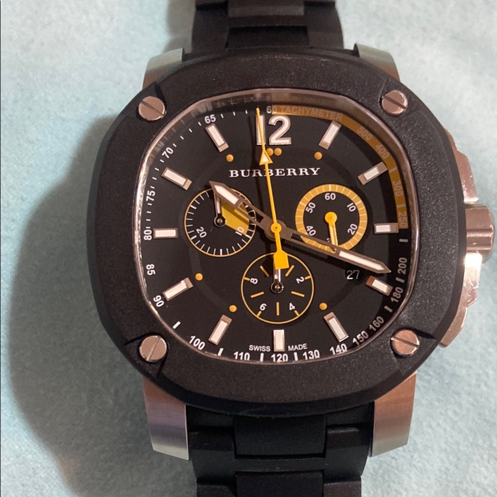 BURBERRY  Britain 🇬🇧 Black and Yellow Men's Watch